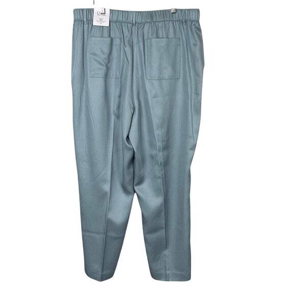 Croft & Barrow Womens Tapered Mid Rise Pants Size 18 Zapata Blue Relaxed Fit NWT - Picture 2 of 16